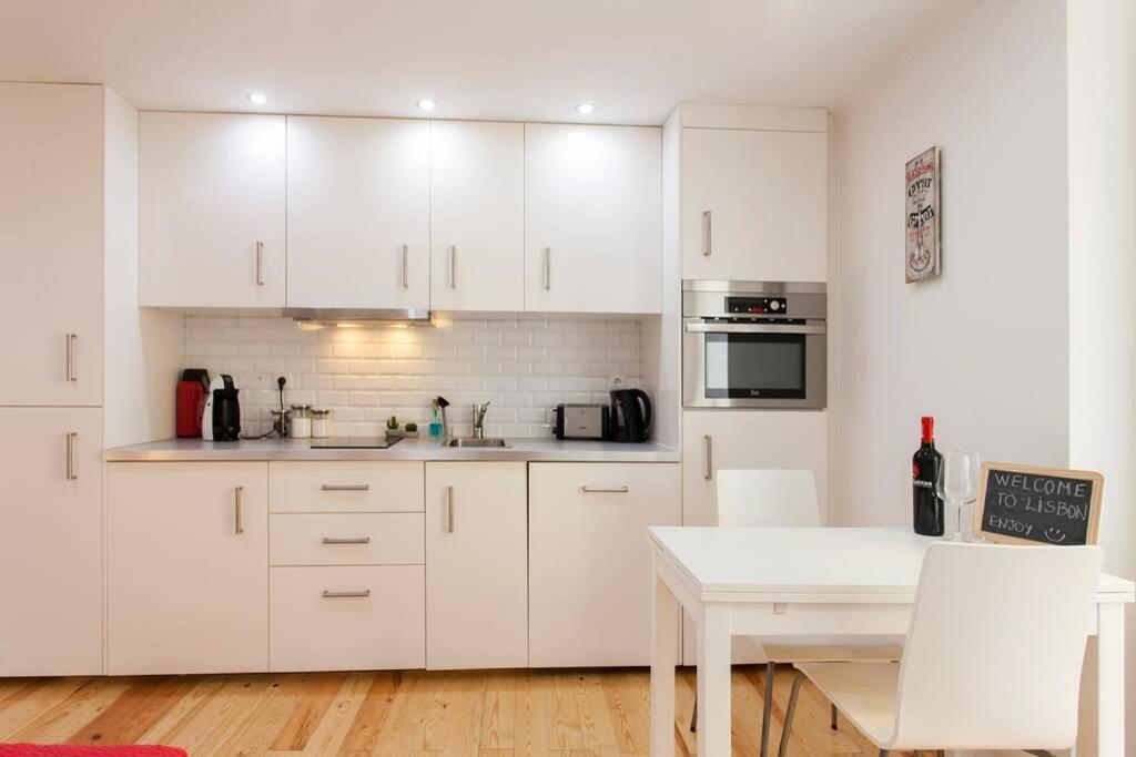 ליסבון Charming Studio In Mouraria מראה חיצוני תמונה