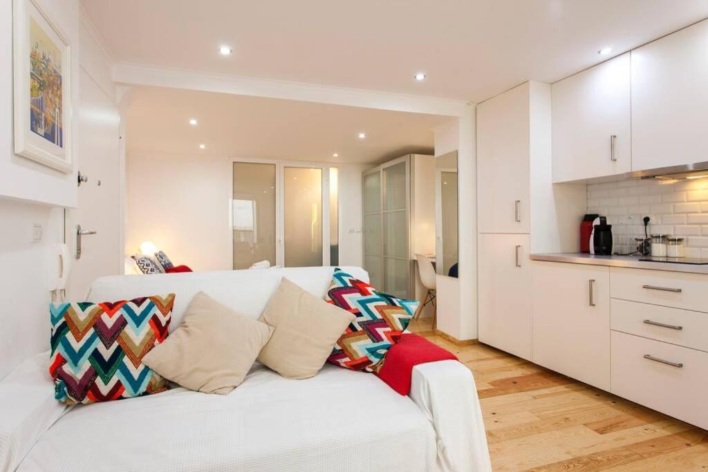 ליסבון Charming Studio In Mouraria מראה חיצוני תמונה